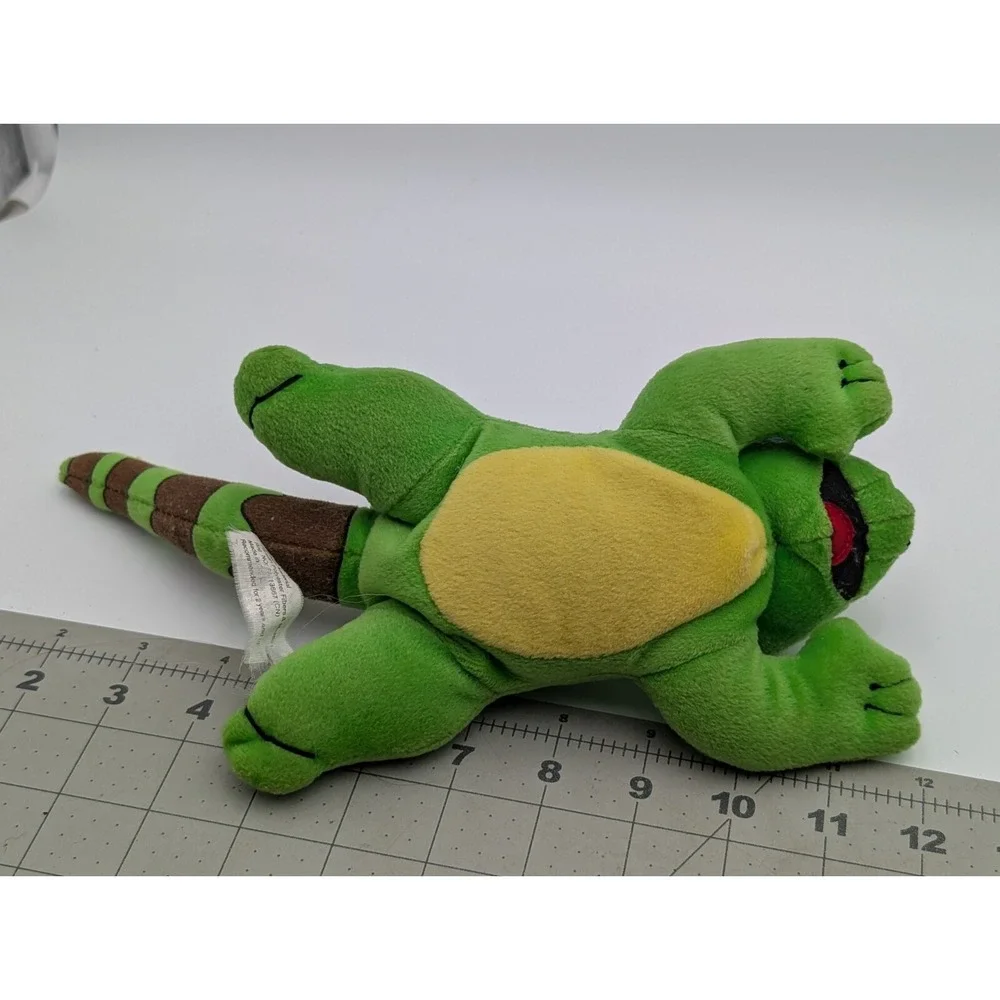 N/A lil iguana